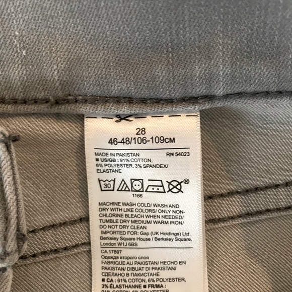 Banana Republic skinny jeans - Picture 3 of 3